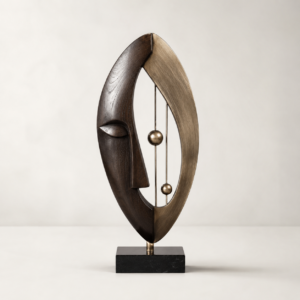 Sculpture abstraite en bois et métal